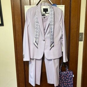 Banana Republic suit